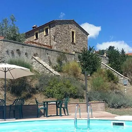 Maison d'hôtes In Holiday House - Holidayfarm With Swimmingpool Allerona