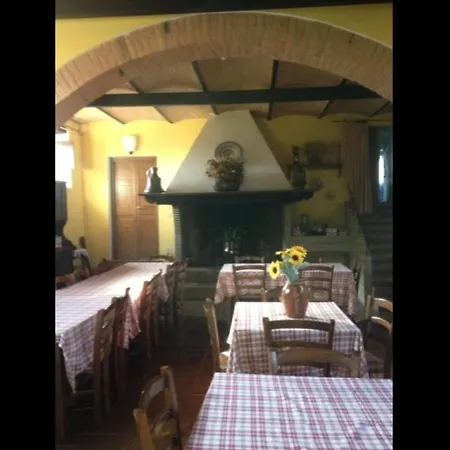 In Holiday House - Holidayfarm With Swimmingpool